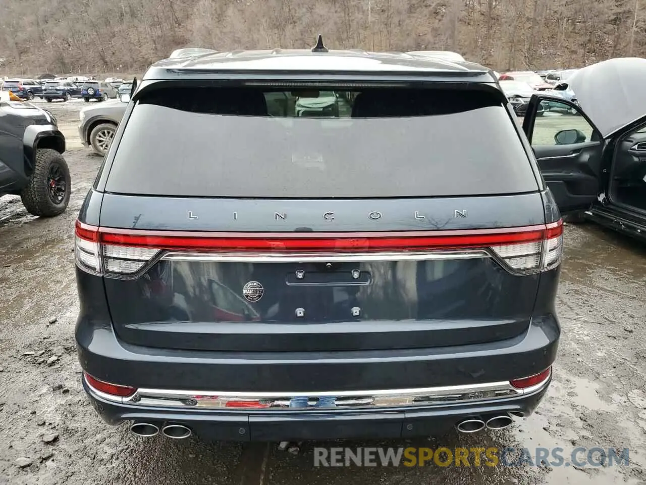 6 Photograph of a damaged car 5LMYJ9YY5PNL02145 LINCOLN AVIATOR 2023