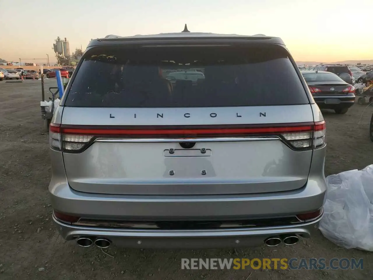 6 Photograph of a damaged car 5LM5J9XC7RGL02440 LINCOLN AVIATOR 2024
