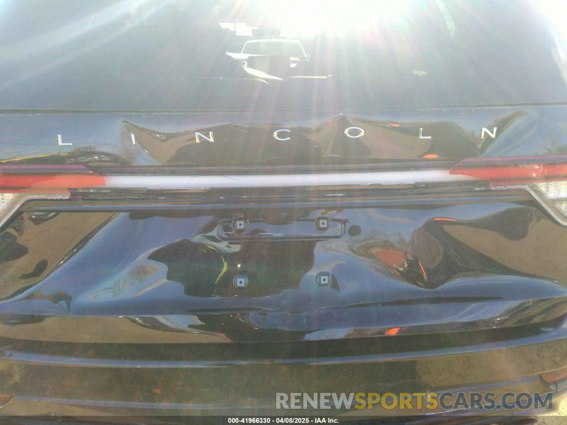 17 Photograph of a damaged car 5LM5J7XC6SGL10216 LINCOLN AVIATOR 2025
