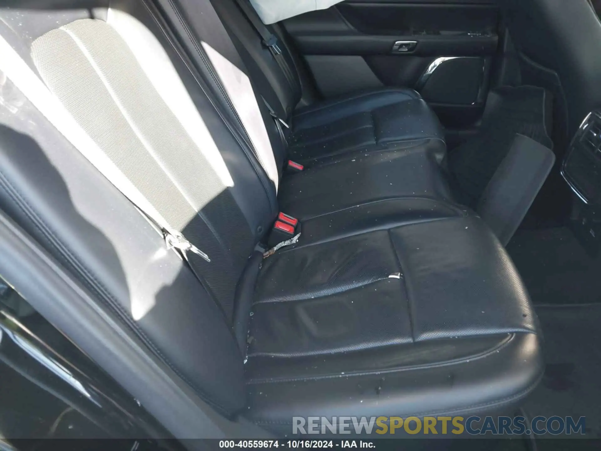 8 Photograph of a damaged car 1LN6L9HK1K5602662 LINCOLN CONTINENTAL 2019