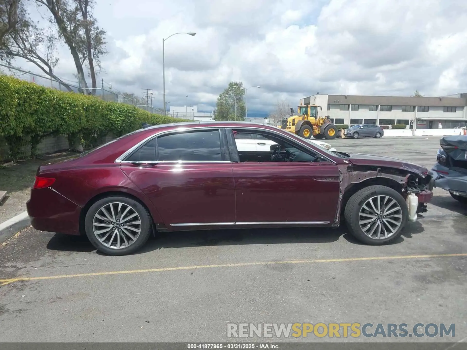 14 Photograph of a damaged car 1LN6L9SK5K5600535 LINCOLN CONTINENTAL 2019