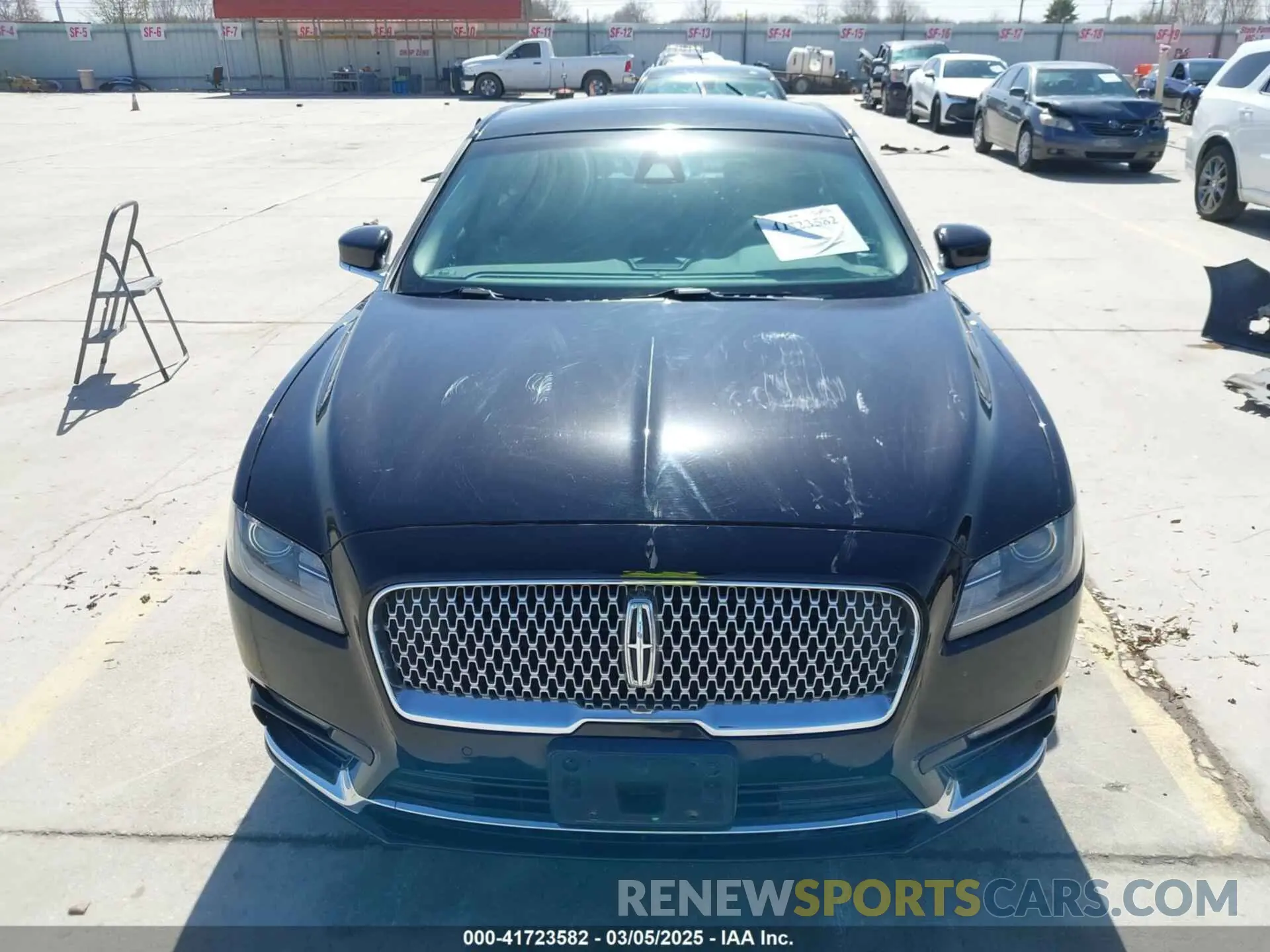 13 Photograph of a damaged car 1LN6L9SKXK5614365 LINCOLN CONTINENTAL 2019