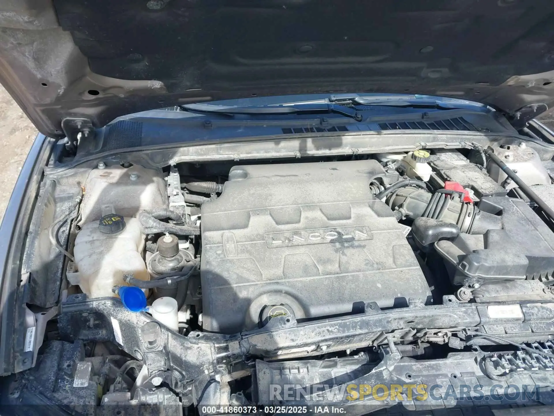 10 Photograph of a damaged car 1LN6L9VK2L5603518 LINCOLN CONTINENTAL 2020