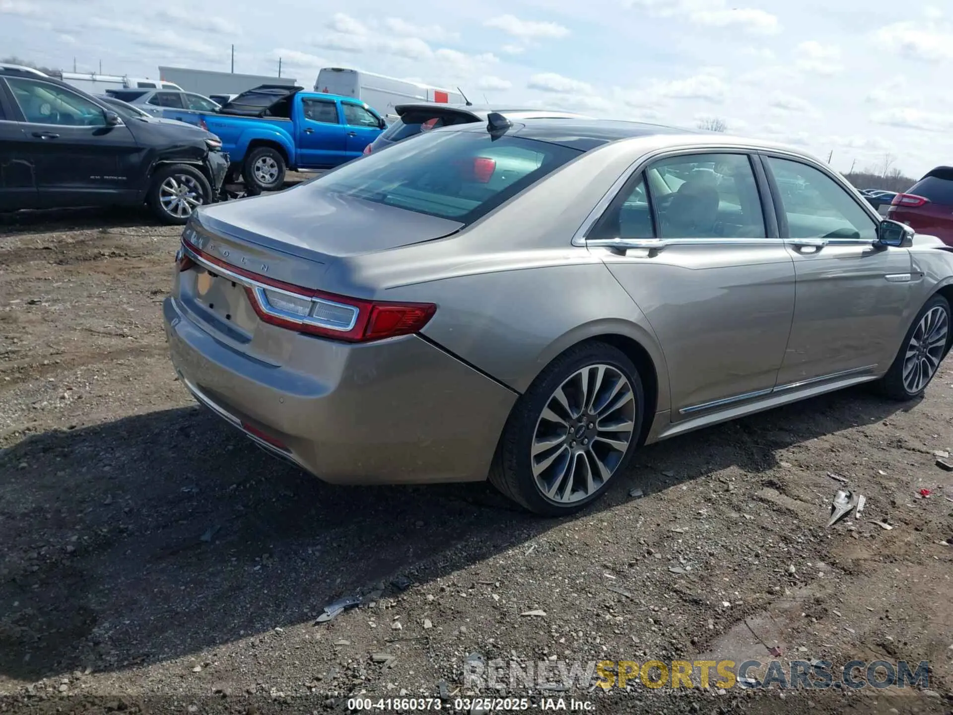 4 Photograph of a damaged car 1LN6L9VK2L5603518 LINCOLN CONTINENTAL 2020