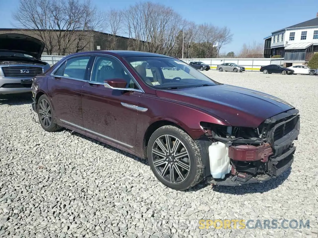 4 Photograph of a damaged car 1LN6L9NP1K5613158 LINCOLN CONTINENTL 2019
