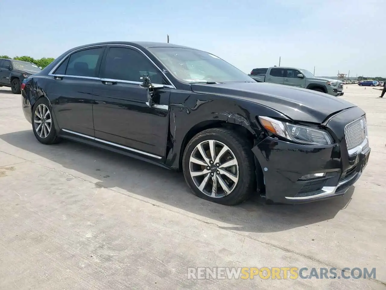4 Photograph of a damaged car 1LN6L9PK1K5602629 LINCOLN CONTINENTL 2019