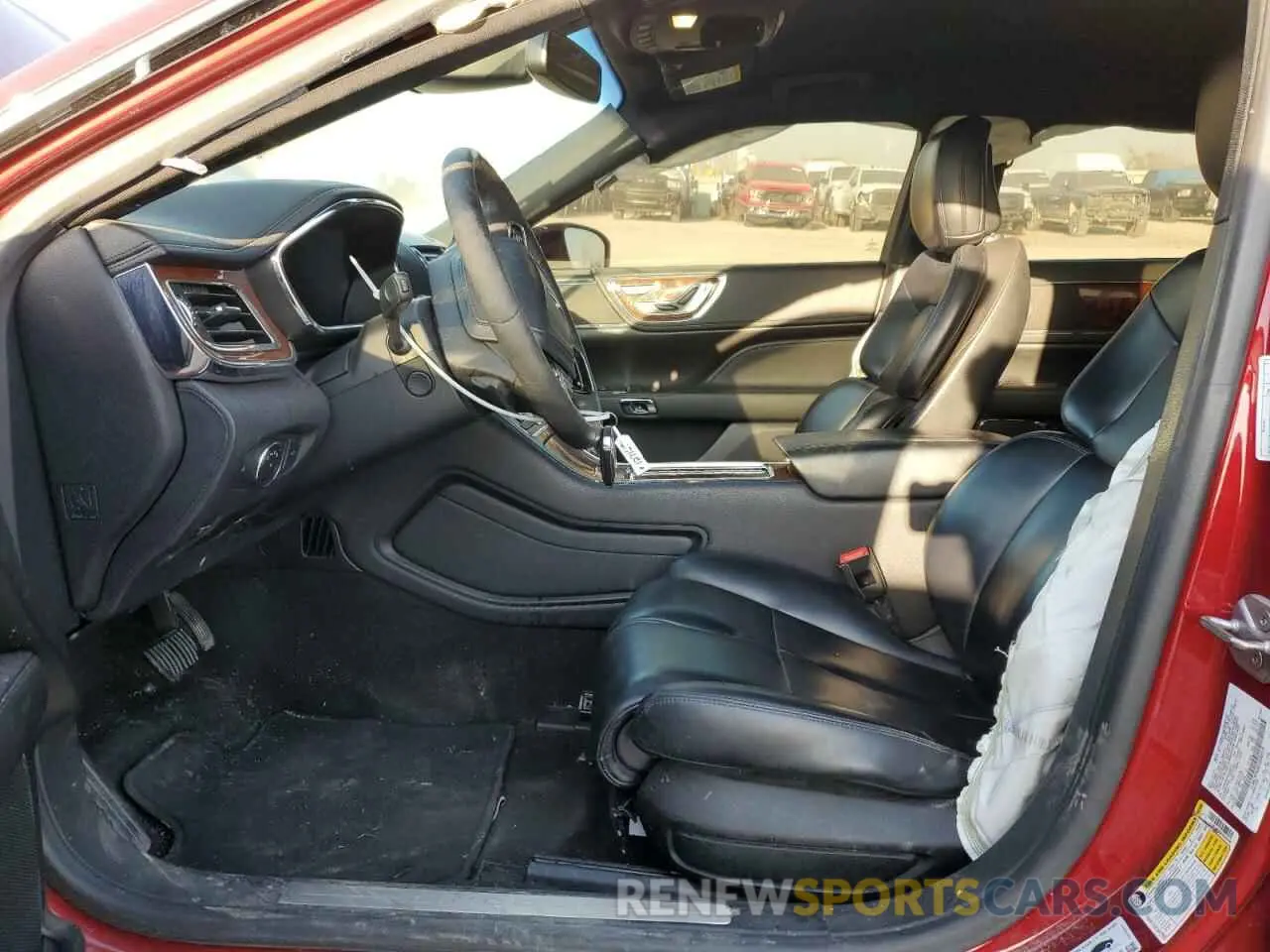 7 Photograph of a damaged car 1LN6L9PK6K5606059 LINCOLN CONTINENTL 2019