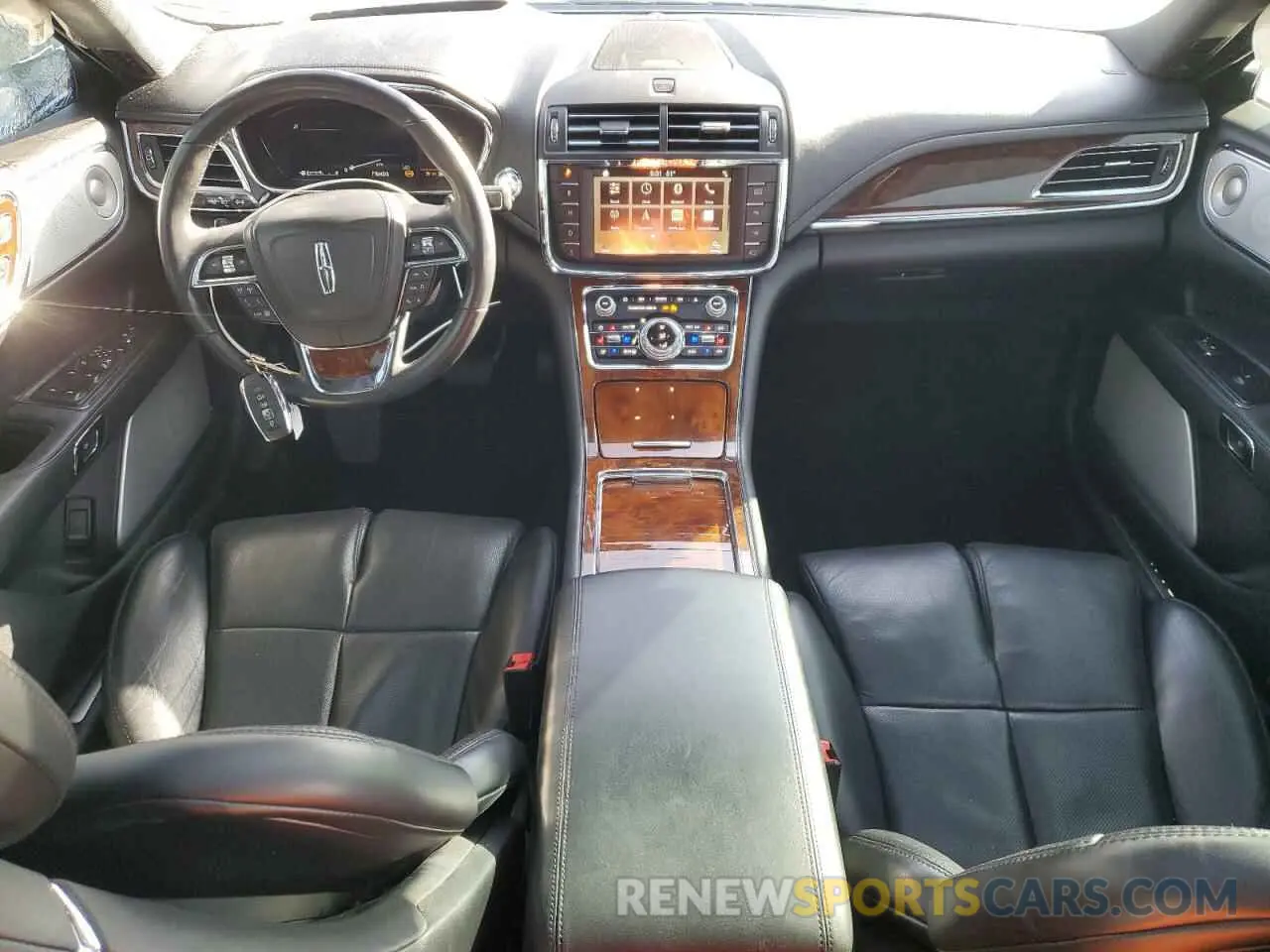 8 Photograph of a damaged car 1LN6L9RP7K5603826 LINCOLN CONTINENTL 2019