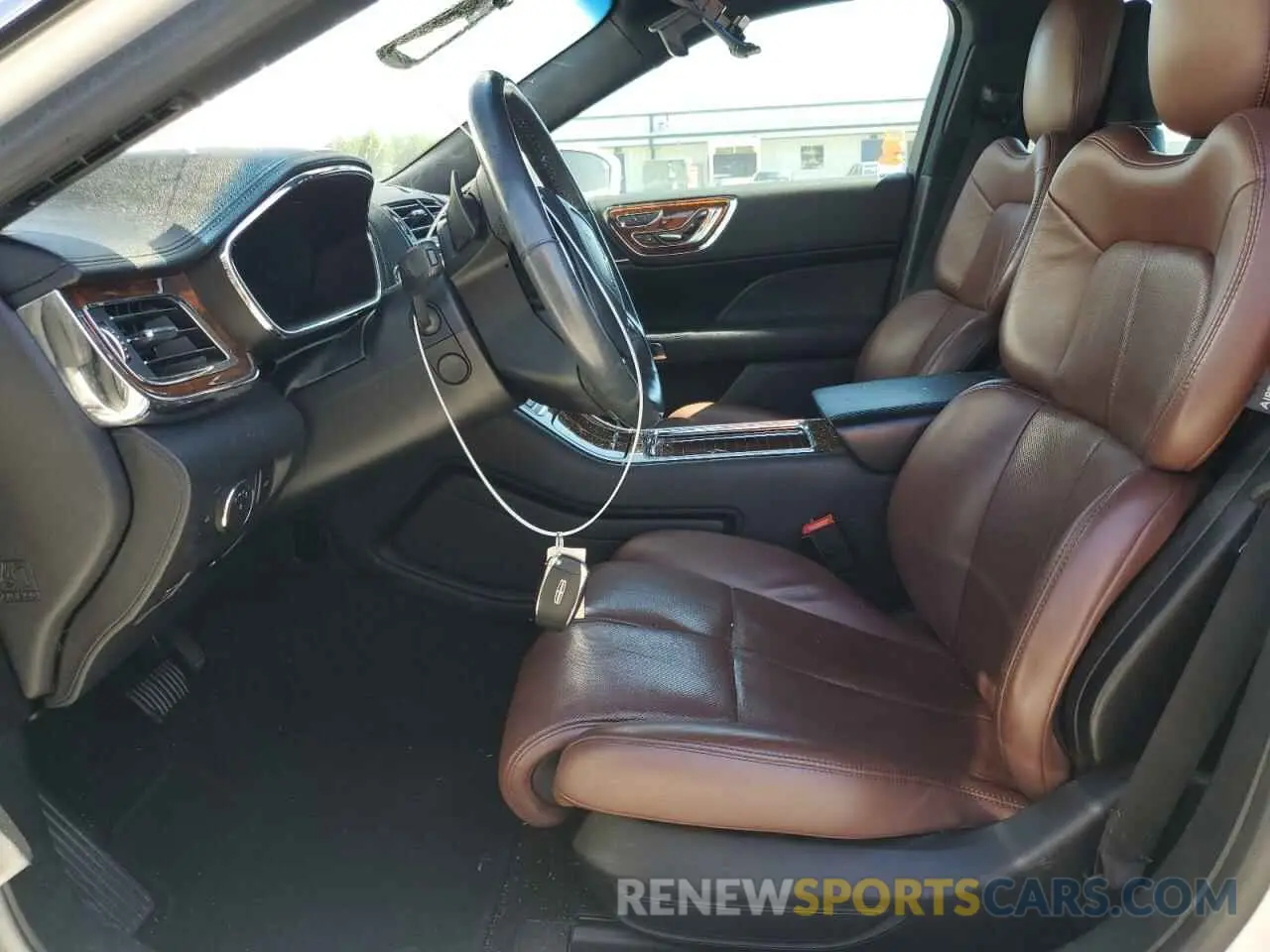 7 Photograph of a damaged car 1LN6L9RP8K5602121 LINCOLN CONTINENTL 2019