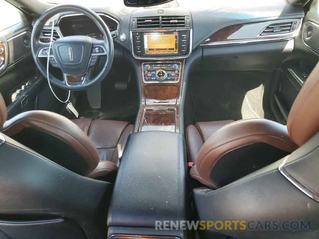 8 Photograph of a damaged car 1LN6L9RP8K5602121 LINCOLN CONTINENTL 2019
