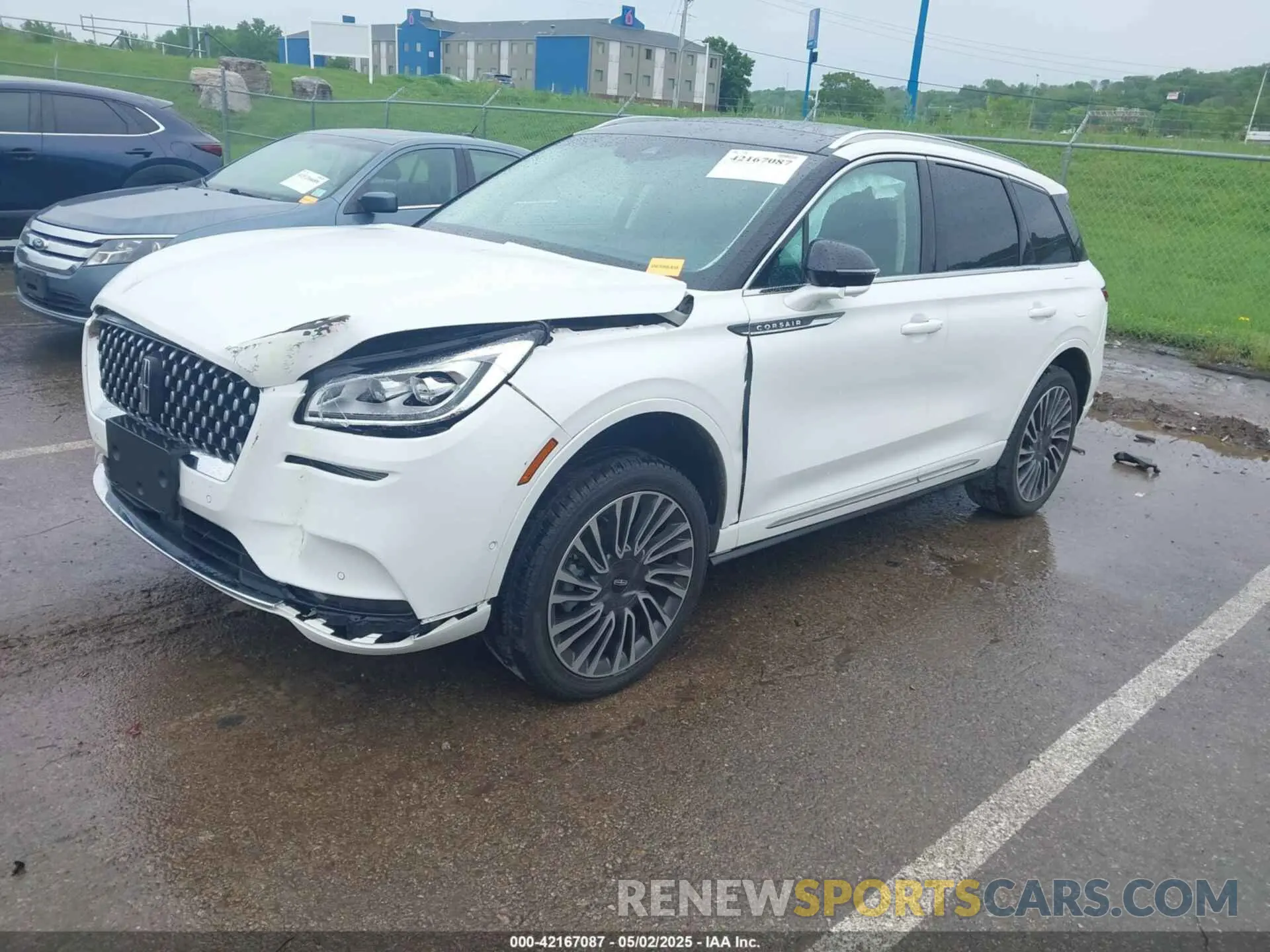 2 Photograph of a damaged car 5LMCJ2DH4LUL10129 LINCOLN CORSAIR 2020