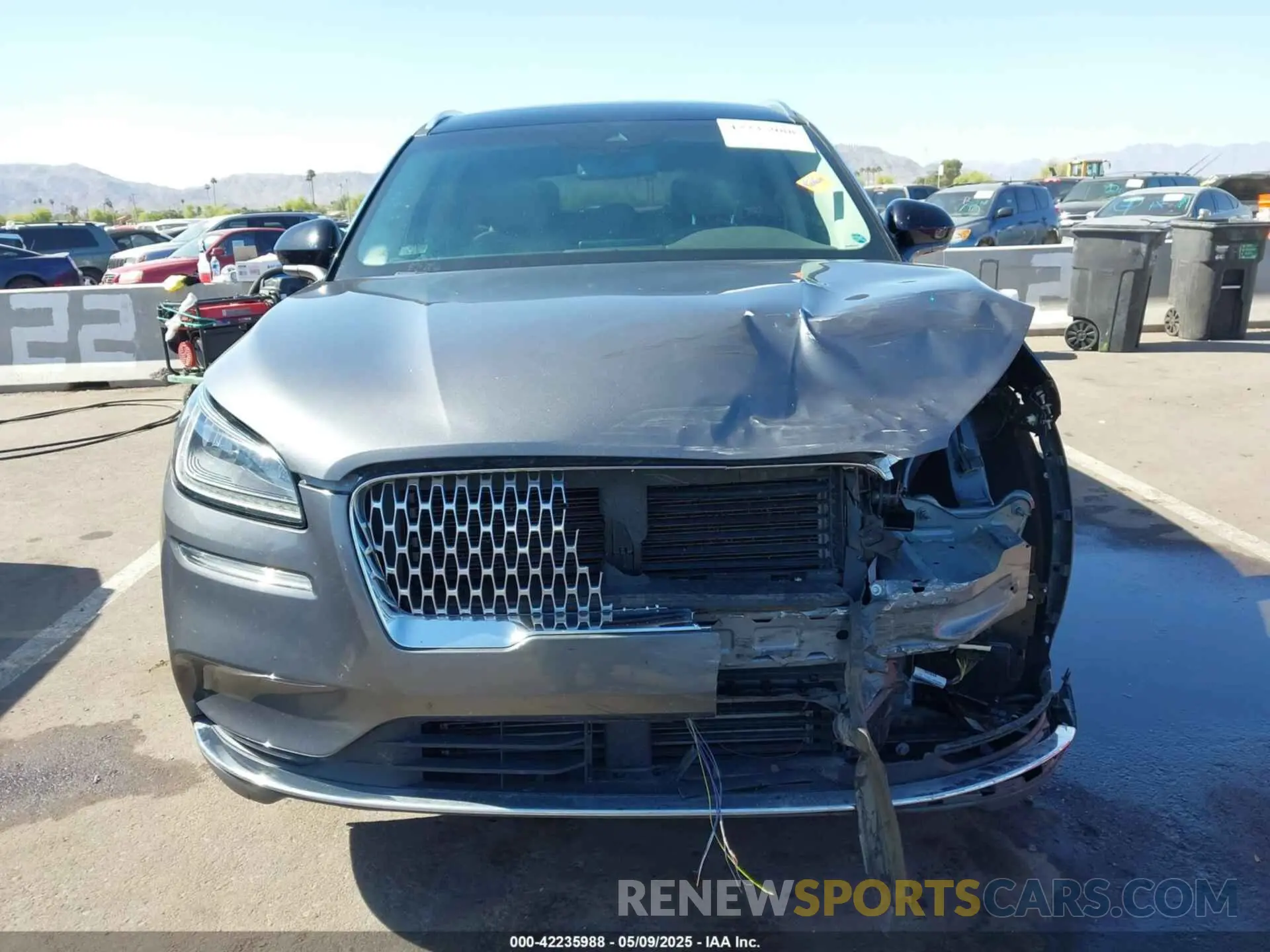 12 Photograph of a damaged car 5LMCJ1C92MUL16355 LINCOLN CORSAIR 2021