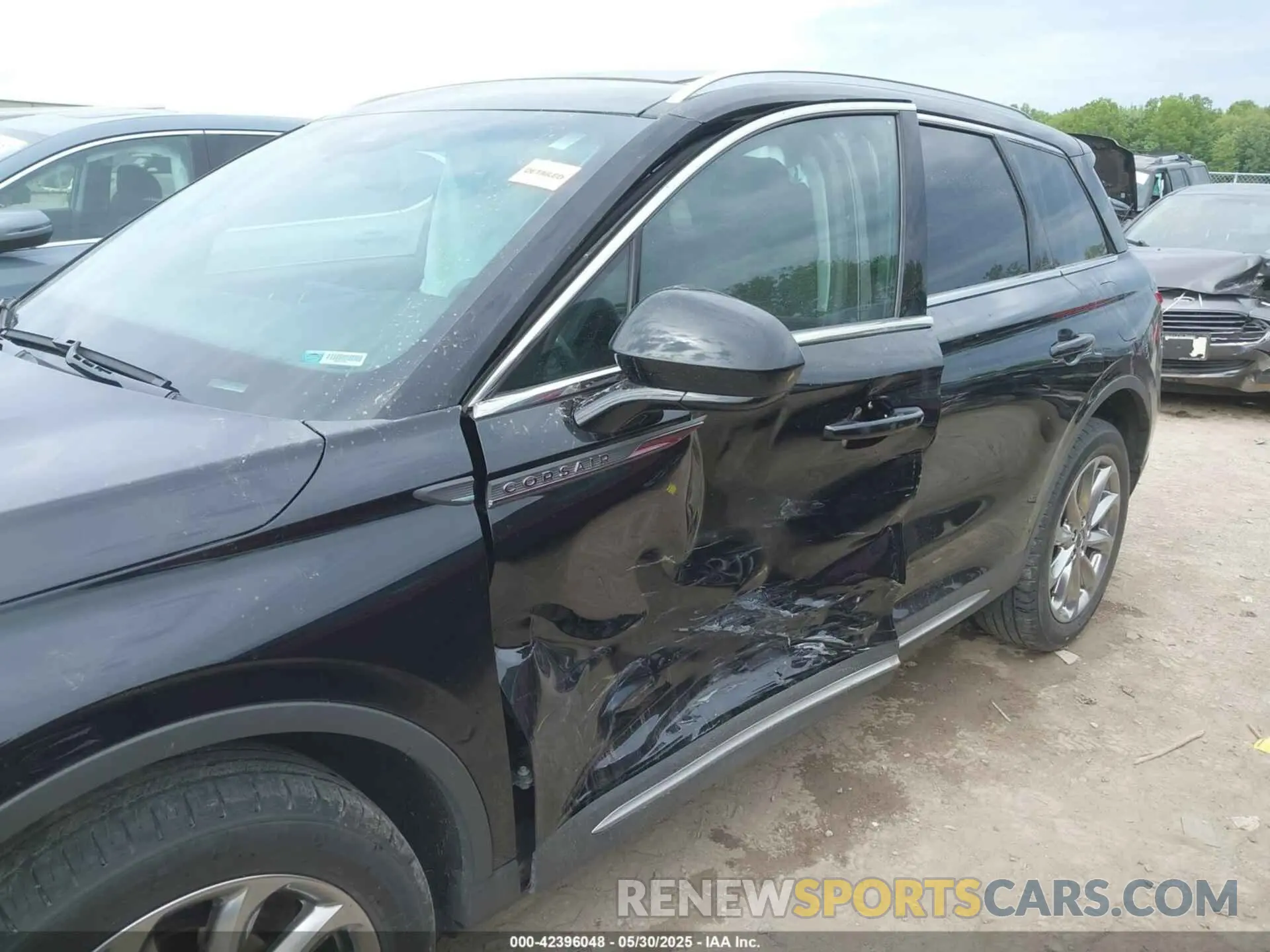 6 Photograph of a damaged car 5LMCJ1C93MUL12668 LINCOLN CORSAIR 2021