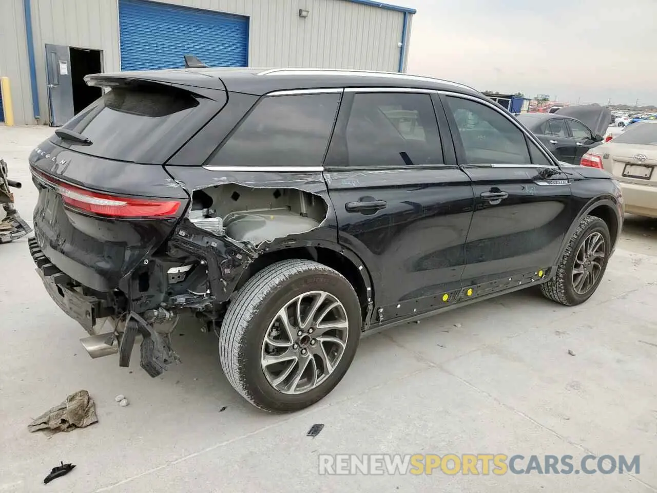 3 Photograph of a damaged car 5LMCJ1C9XMUL06351 LINCOLN CORSAIR 2021