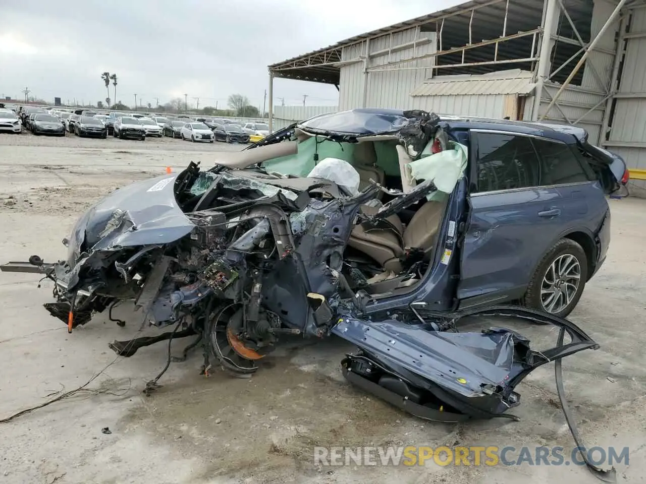 1 Photograph of a damaged car 5LMCJ1C90NUL01127 LINCOLN CORSAIR 2022