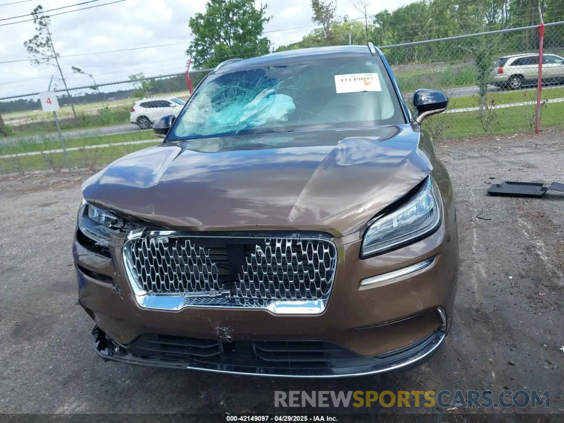 12 Photograph of a damaged car 5LMCJ1C96NUL11922 LINCOLN CORSAIR 2022