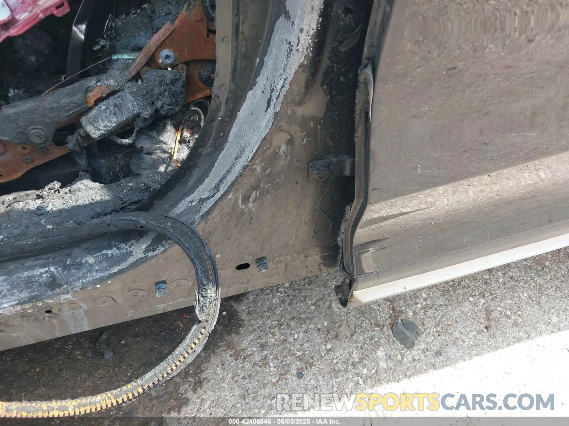 9 Photograph of a damaged car 5LMCJ2C91NUL12918 LINCOLN CORSAIR 2022