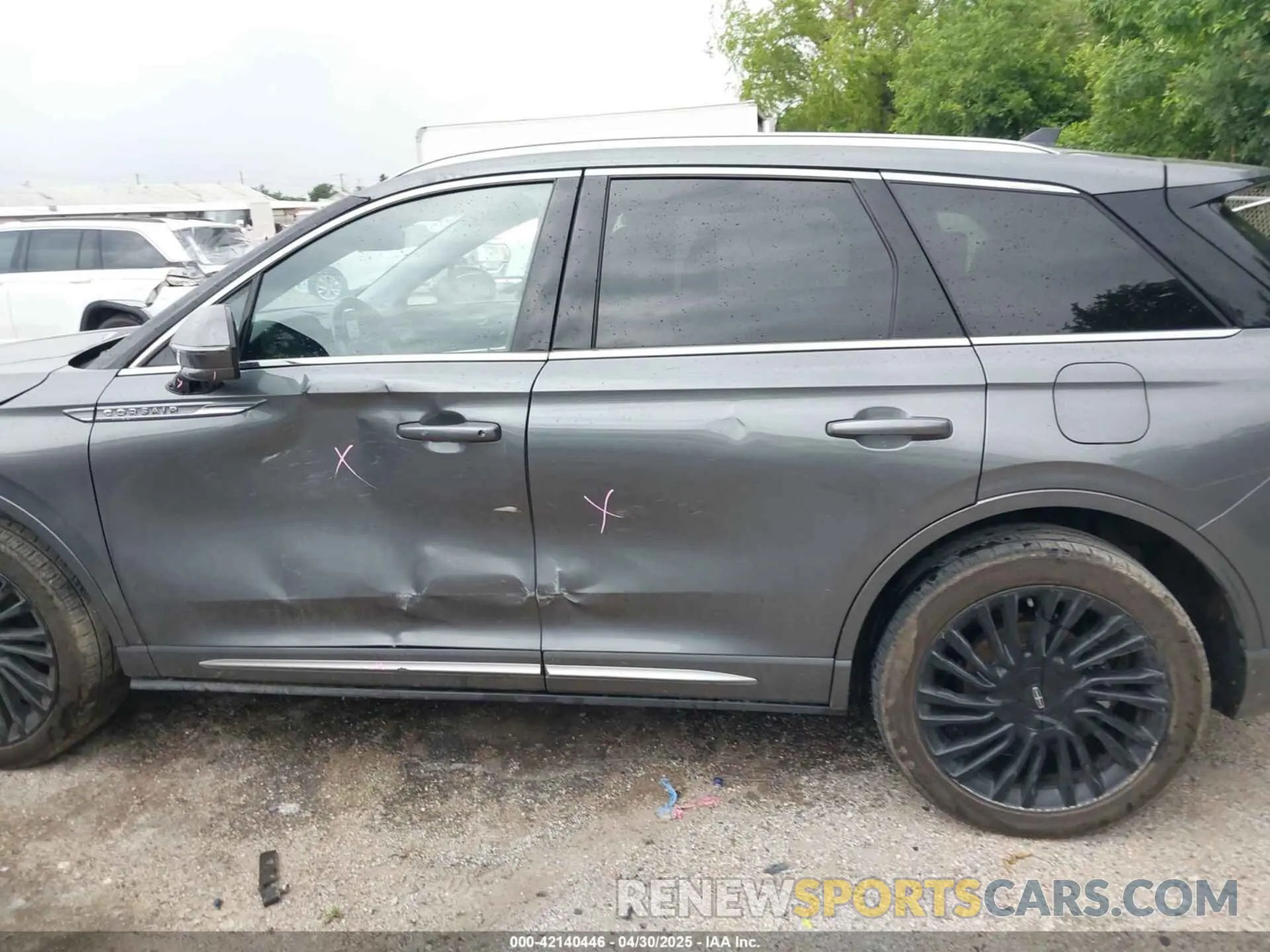 14 Photograph of a damaged car 5LMCJ2C98NUL17016 LINCOLN CORSAIR 2022