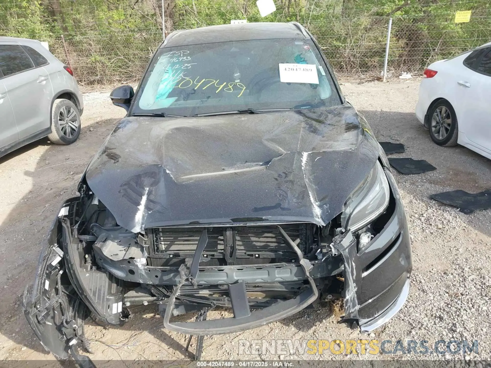 11 Photograph of a damaged car 5LMCJ2D94NUL24589 LINCOLN CORSAIR 2022