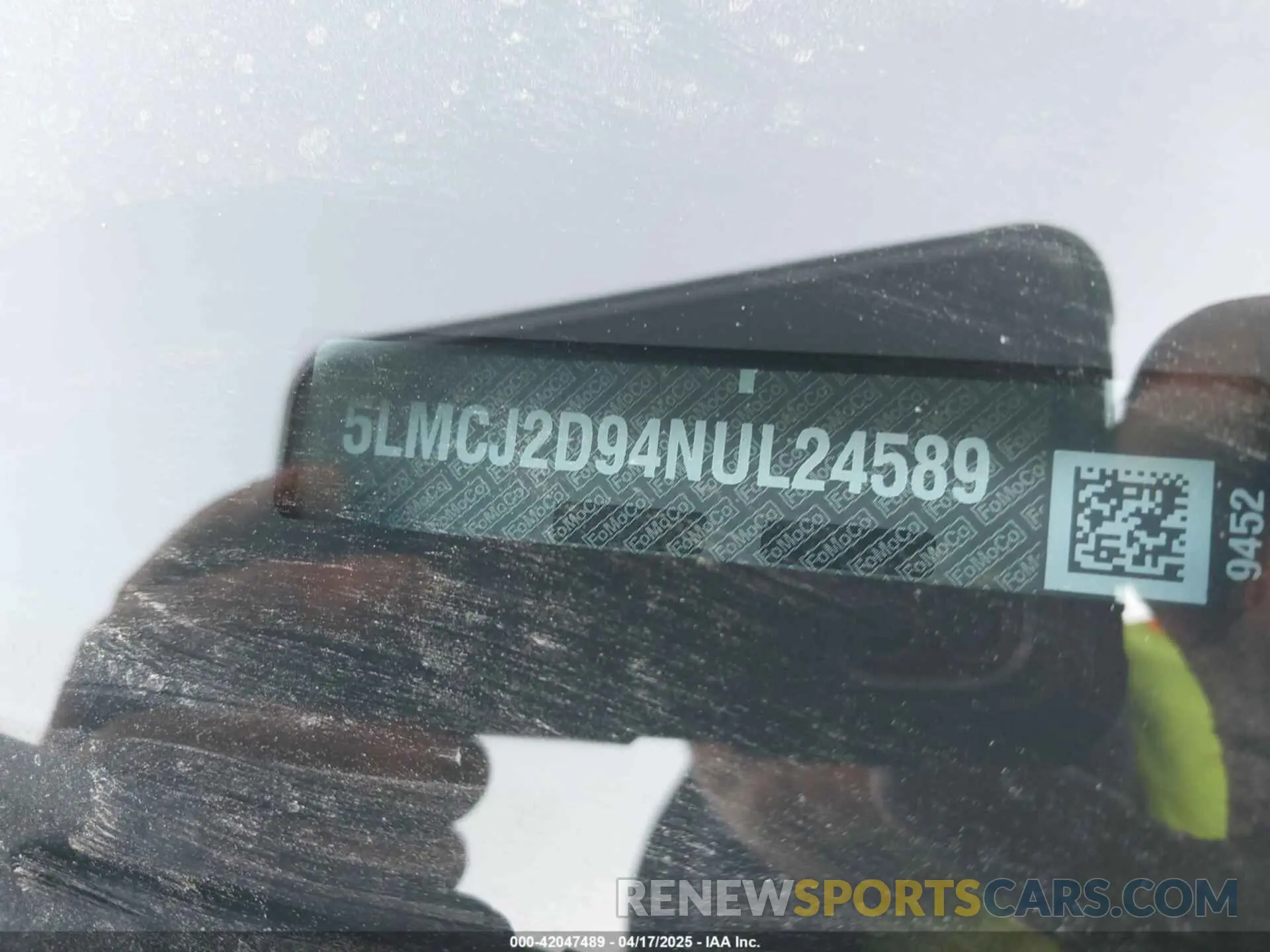 9 Photograph of a damaged car 5LMCJ2D94NUL24589 LINCOLN CORSAIR 2022