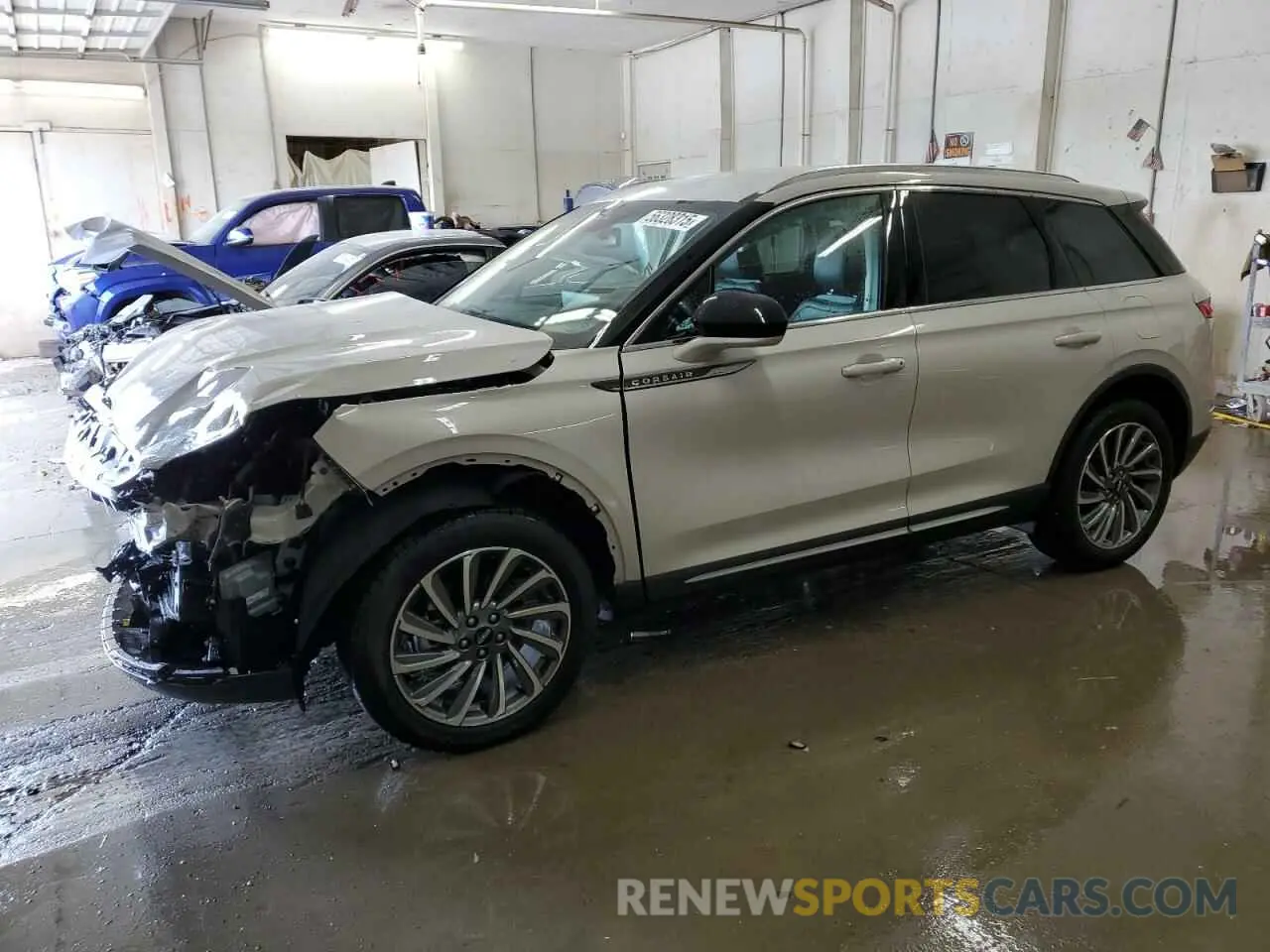 1 Photograph of a damaged car 5LMCJ2CA3RUL11365 LINCOLN CORSAIR 2024