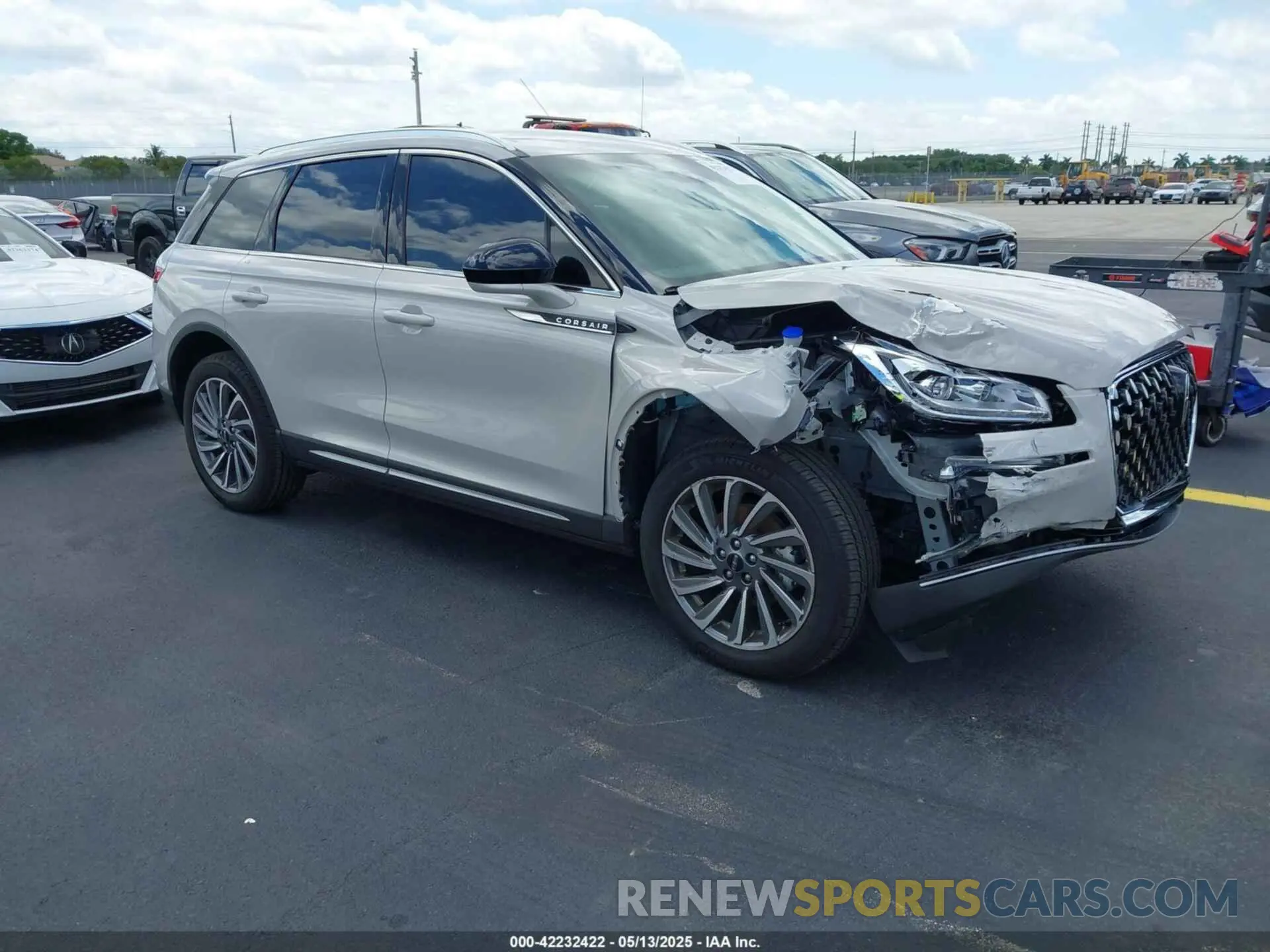 1 Photograph of a damaged car 5LMCJ2CA9RUL21138 LINCOLN CORSAIR 2024
