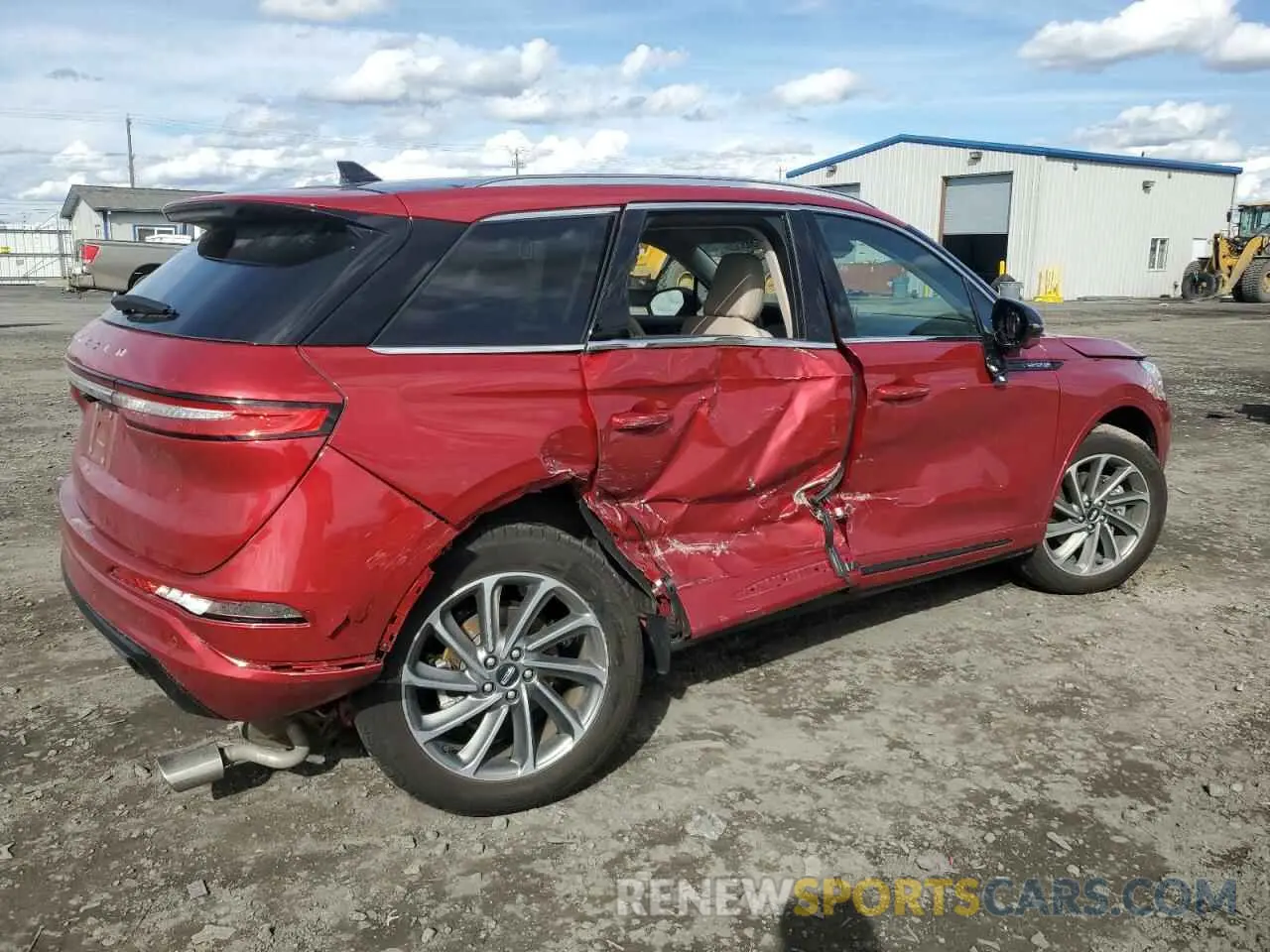 3 Photograph of a damaged car 5LMTJ5DZXRUL23454 LINCOLN CORSAIR 2024