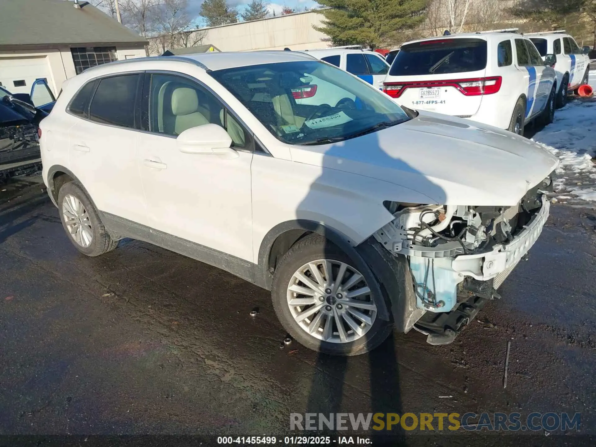 1 Photograph of a damaged car 5LMCJ1D91KUL26077 LINCOLN MKC 2019