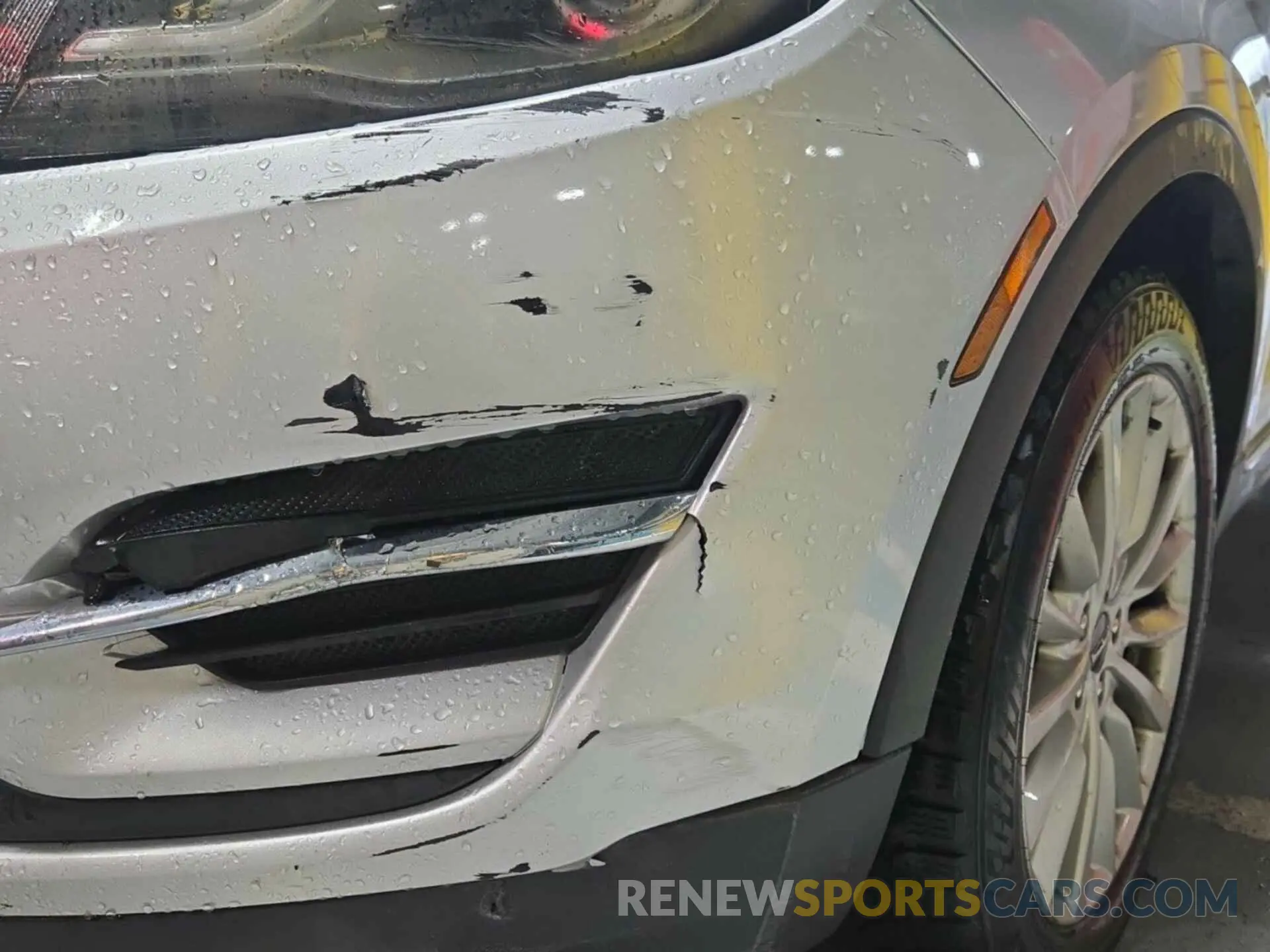 14 Photograph of a damaged car 5LMCJ1D95KUL09797 LINCOLN MKC 2019