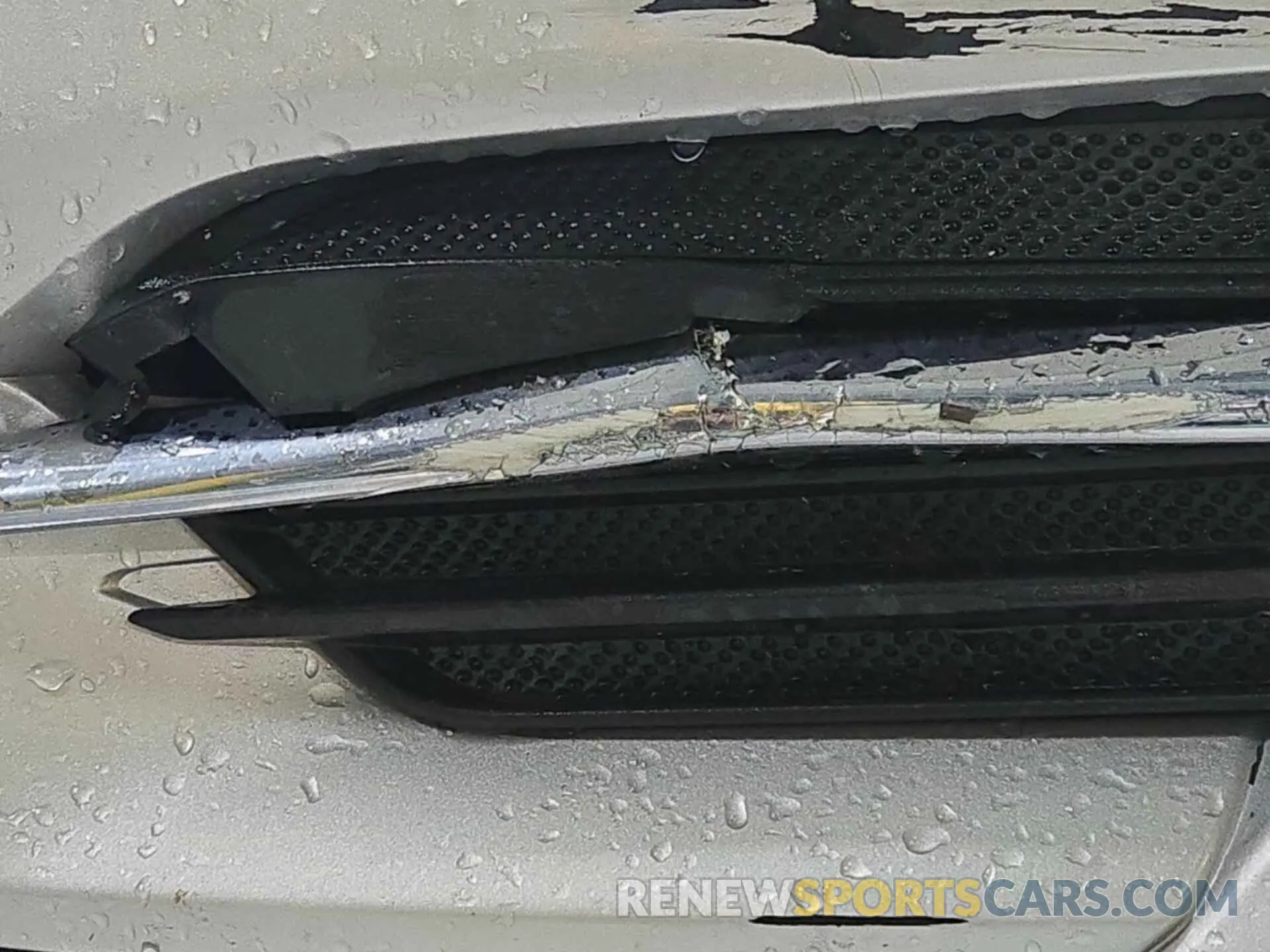 34 Photograph of a damaged car 5LMCJ1D95KUL09797 LINCOLN MKC 2019