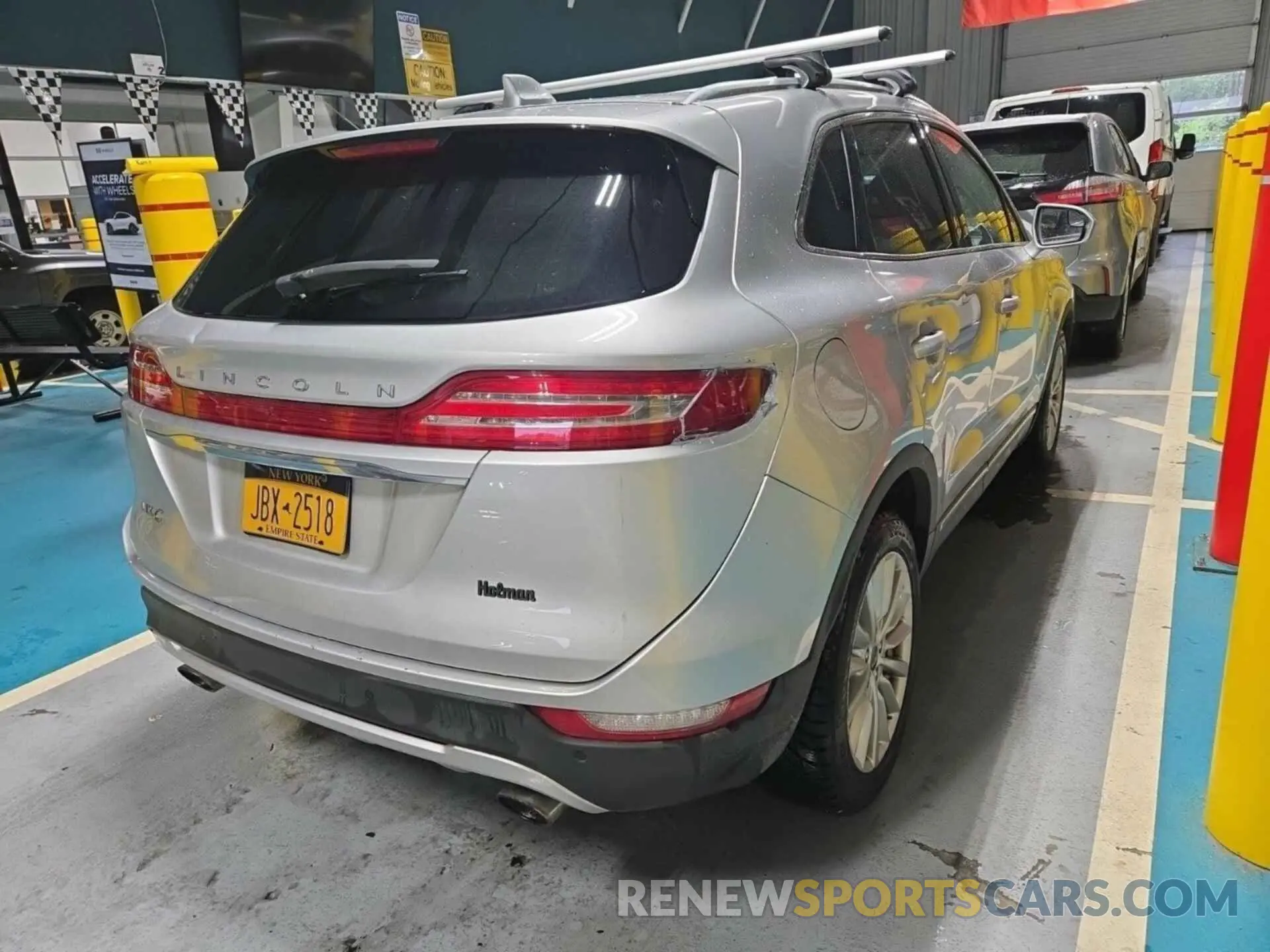 36 Photograph of a damaged car 5LMCJ1D95KUL09797 LINCOLN MKC 2019