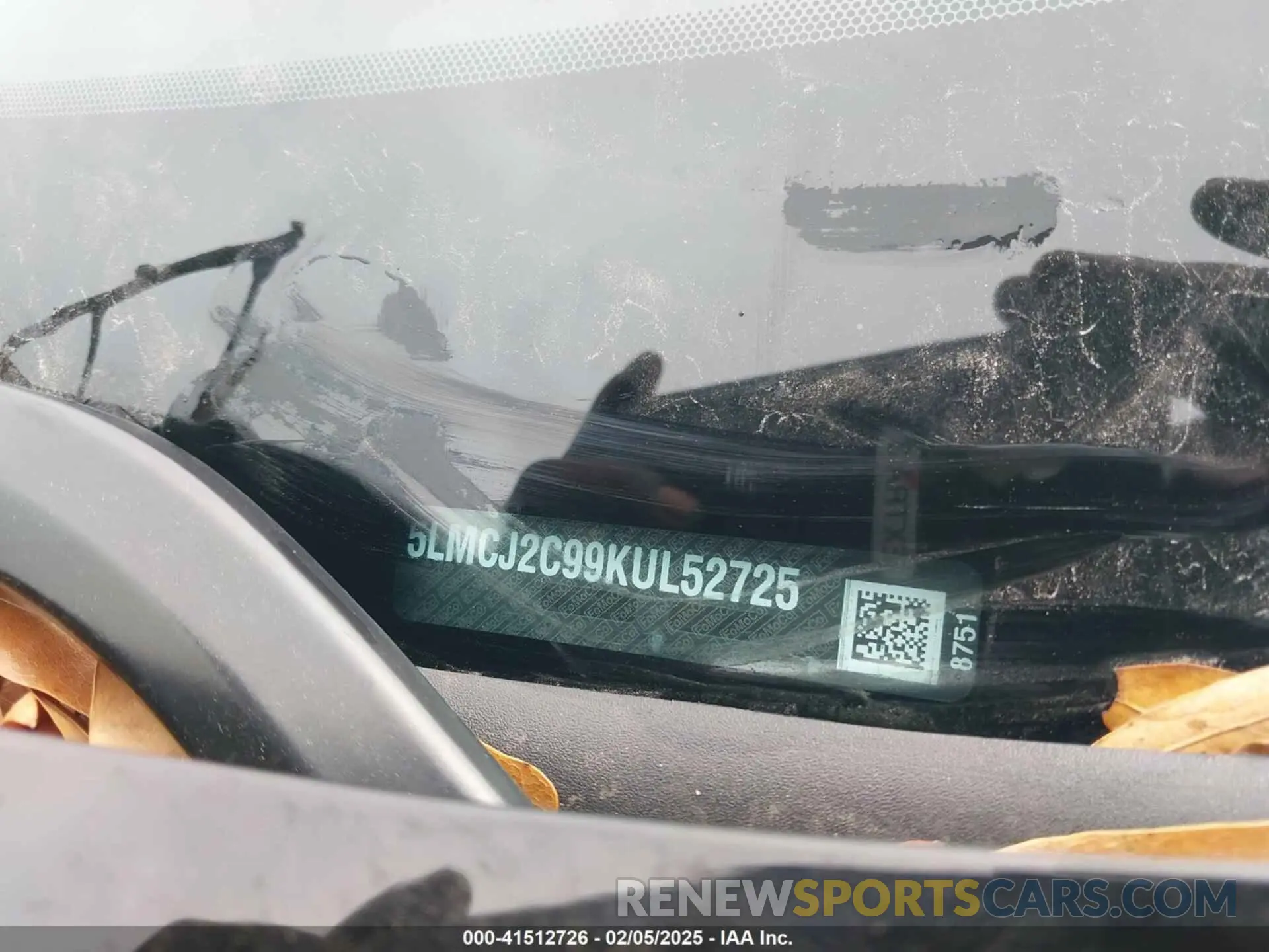 9 Photograph of a damaged car 5LMCJ2C99KUL52725 LINCOLN MKC 2019