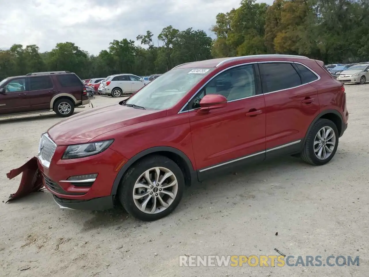 1 Photograph of a damaged car 5LMCJ2C9XKUL51955 LINCOLN MKC 2019