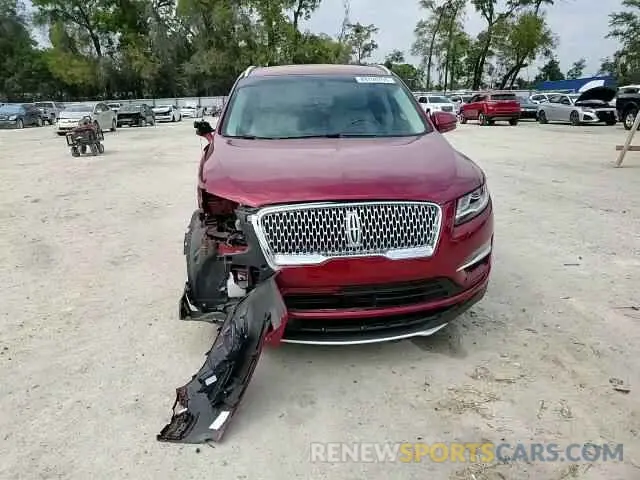11 Photograph of a damaged car 5LMCJ2C9XKUL51955 LINCOLN MKC 2019