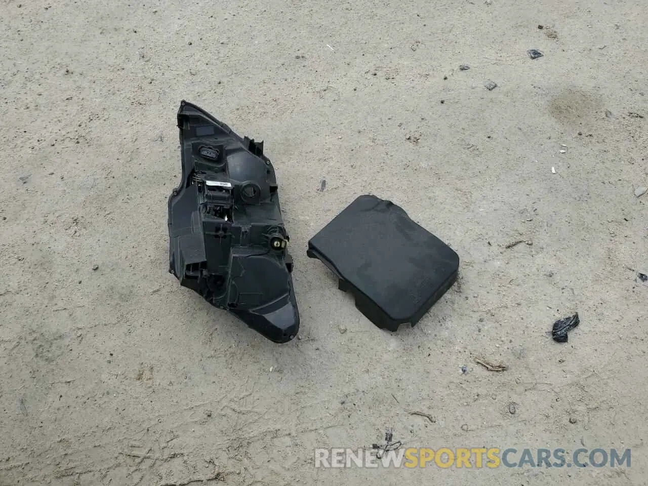 15 Photograph of a damaged car 5LMCJ2C9XKUL51955 LINCOLN MKC 2019