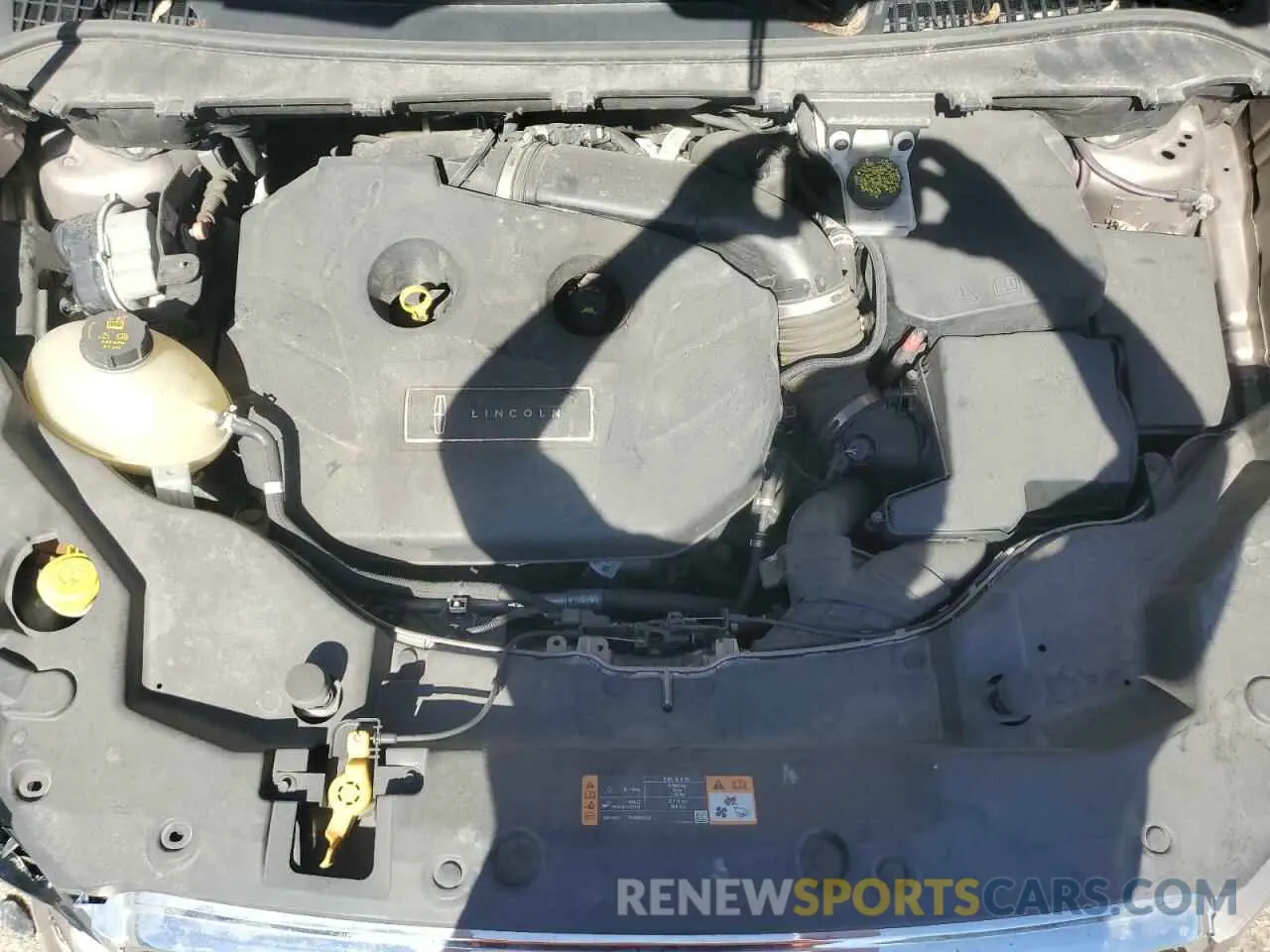 12 Photograph of a damaged car 5LMCJ2D90KUL46326 LINCOLN MKC 2019