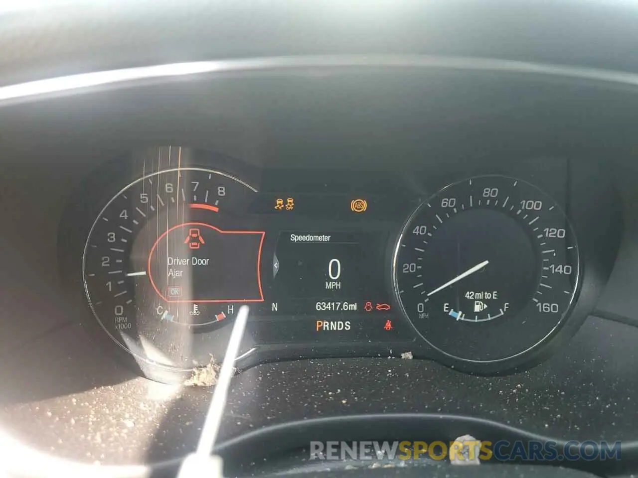 9 Photograph of a damaged car 5LMCJ2D93KUL03390 LINCOLN MKC 2019