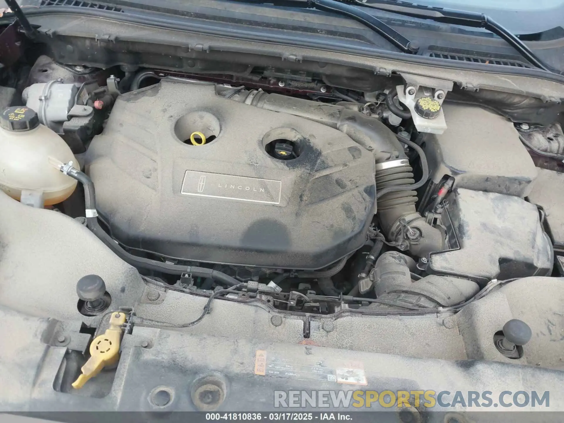 10 Photograph of a damaged car 5LMCJ2D93KUL21128 LINCOLN MKC 2019