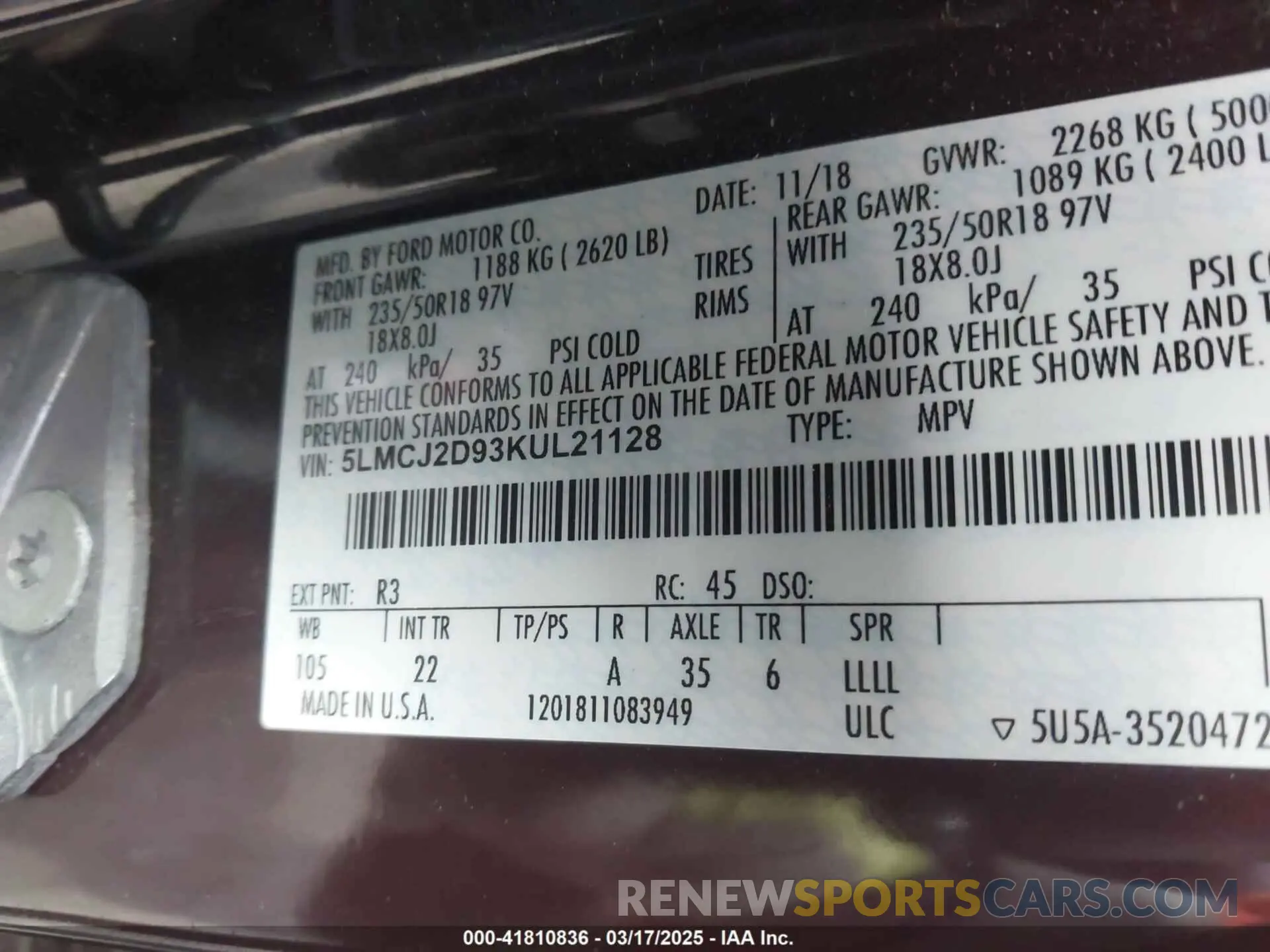 9 Photograph of a damaged car 5LMCJ2D93KUL21128 LINCOLN MKC 2019