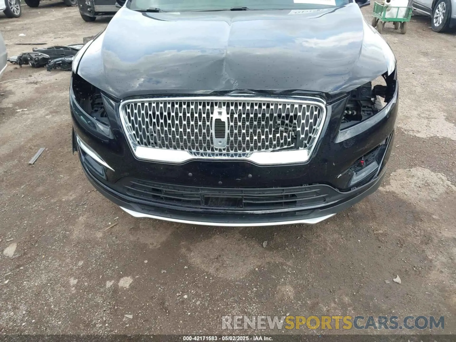 6 Photograph of a damaged car 5LMCJ2D94KUL12678 LINCOLN MKC 2019