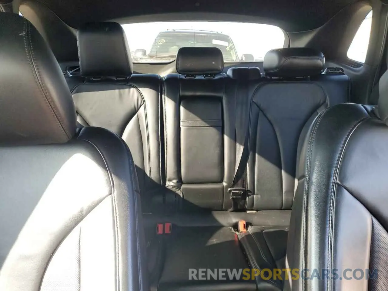 10 Photograph of a damaged car 5LMCJ2D96KUL02511 LINCOLN MKC 2019