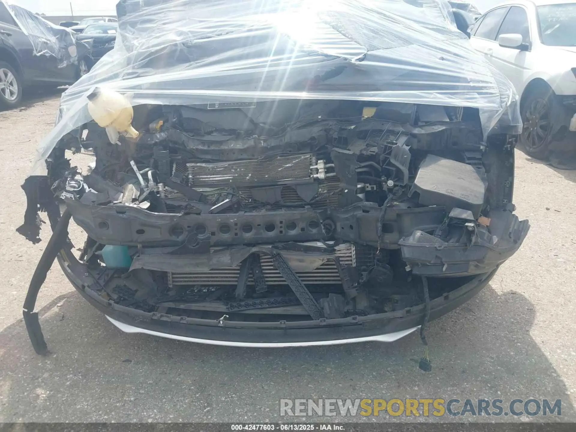 12 Photograph of a damaged car 5LMCJ3C90KUL08716 LINCOLN MKC 2019
