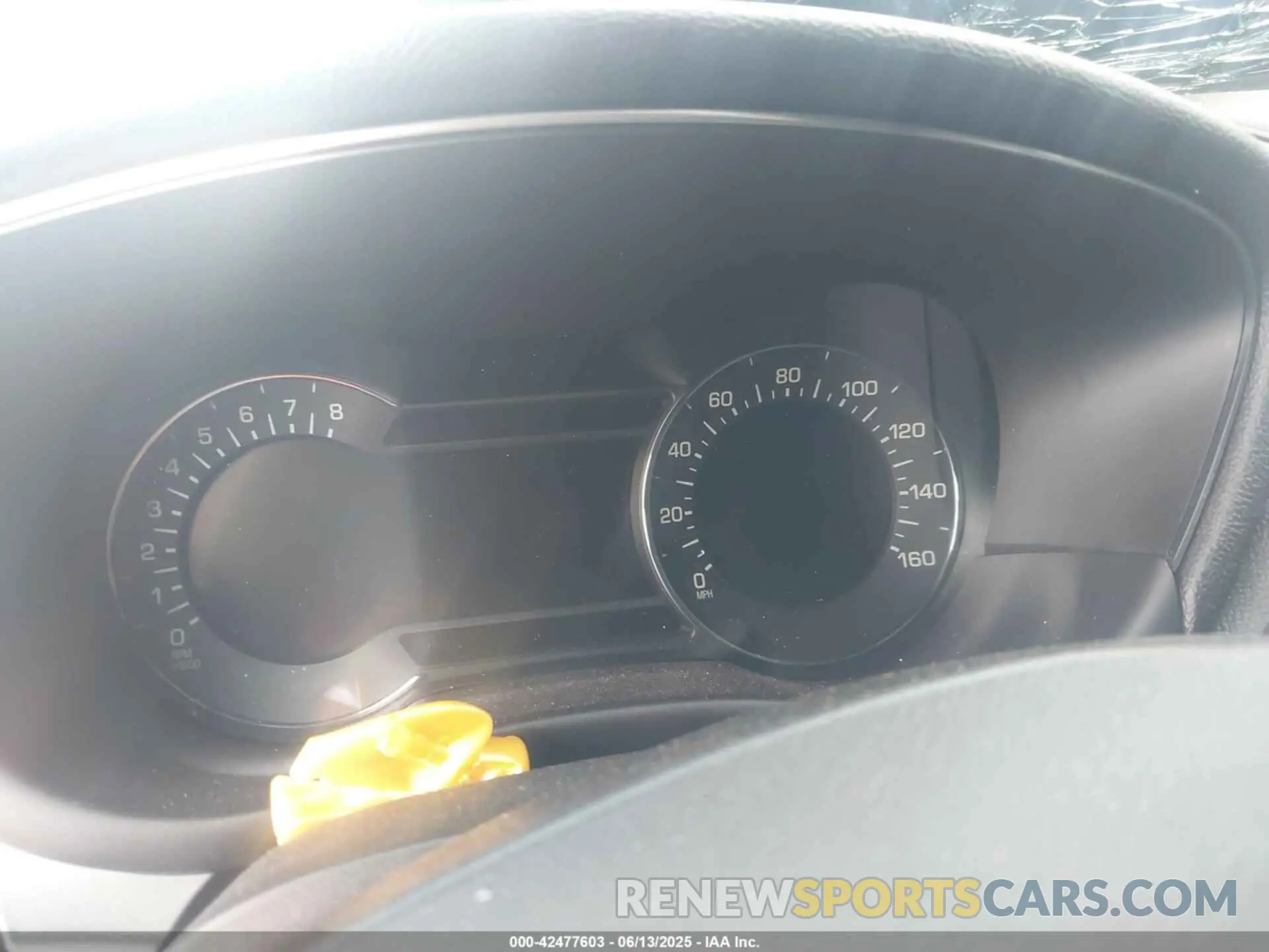 7 Photograph of a damaged car 5LMCJ3C90KUL08716 LINCOLN MKC 2019