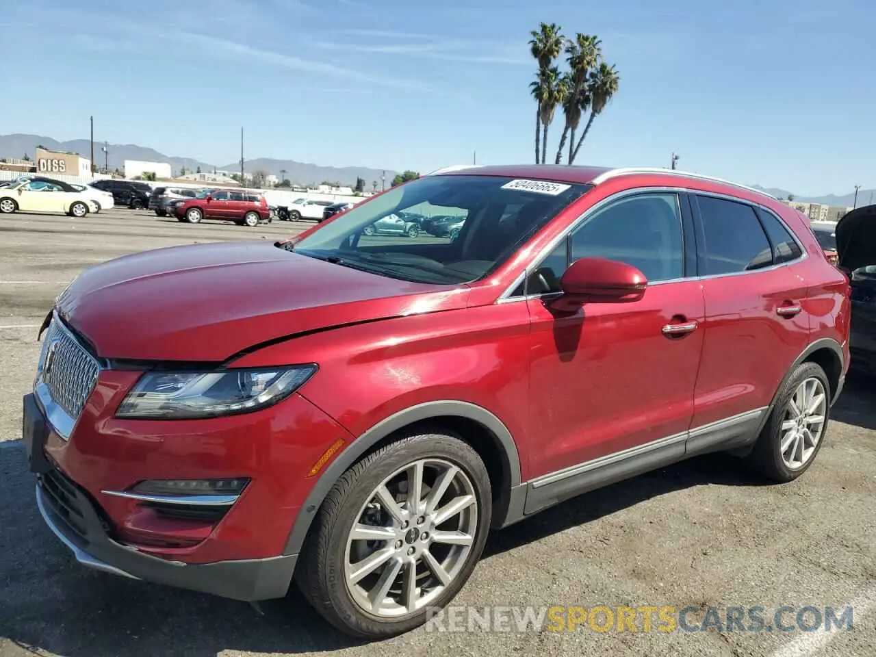 1 Photograph of a damaged car 5LMCJ3C91KUL43975 LINCOLN MKC 2019