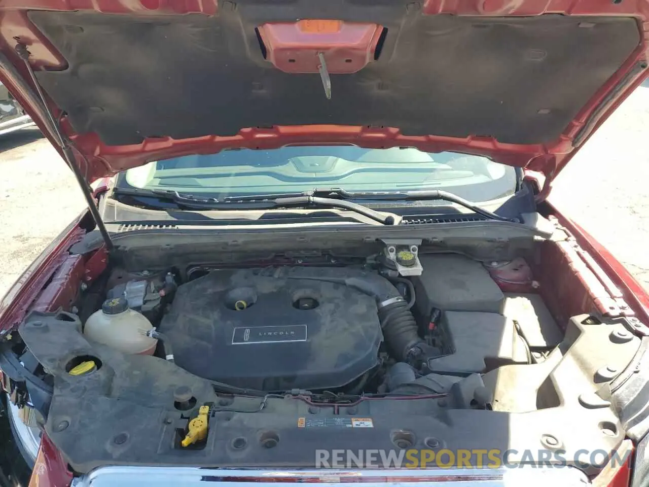 12 Photograph of a damaged car 5LMCJ3C91KUL43975 LINCOLN MKC 2019