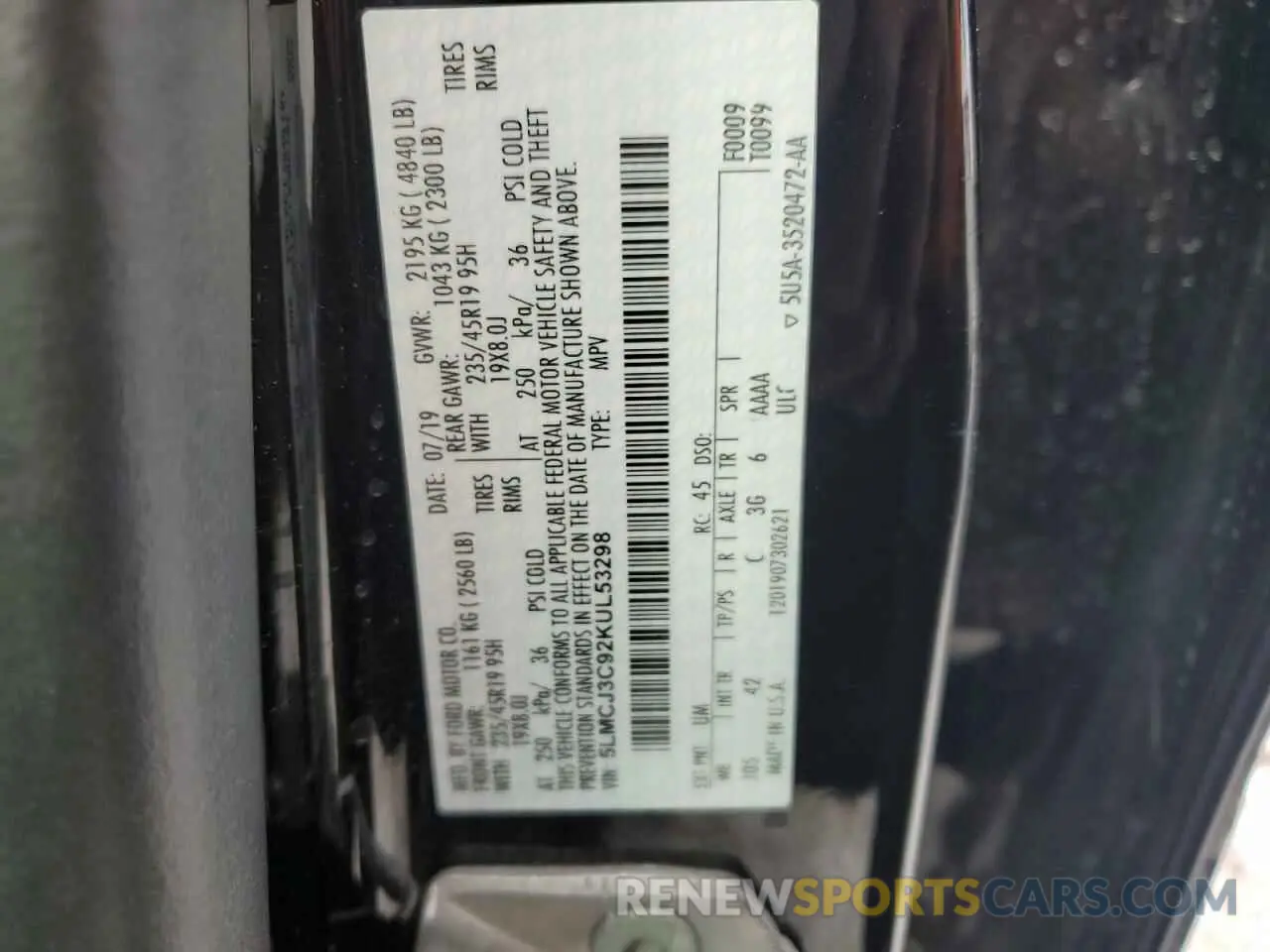 13 Photograph of a damaged car 5LMCJ3C92KUL53298 LINCOLN MKC 2019