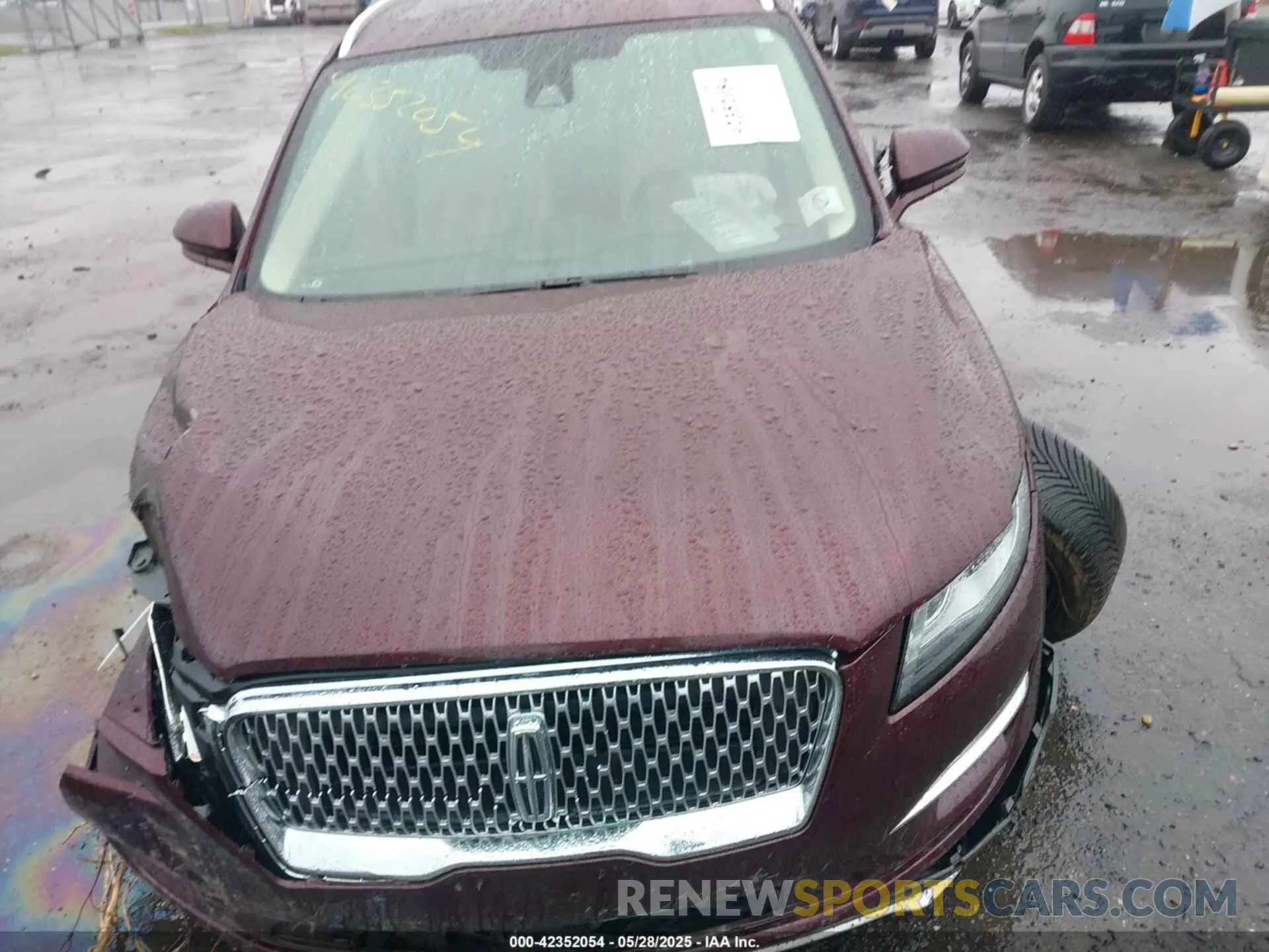 12 Photograph of a damaged car 5LMCJ3C97KUL09992 LINCOLN MKC 2019
