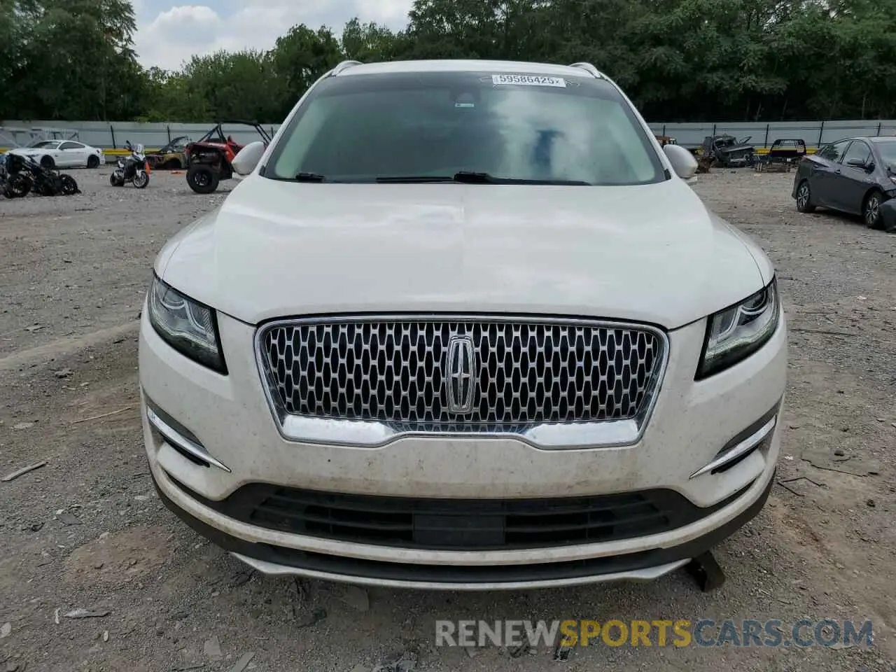 5 Photograph of a damaged car 5LMCJ3C97KUL26887 LINCOLN MKC 2019