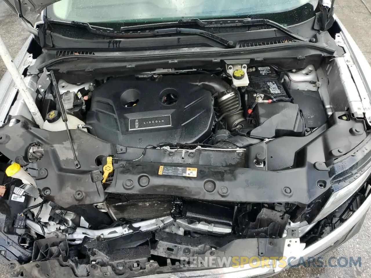 12 Photograph of a damaged car 5LMCJ3C97KUL46993 LINCOLN MKC 2019