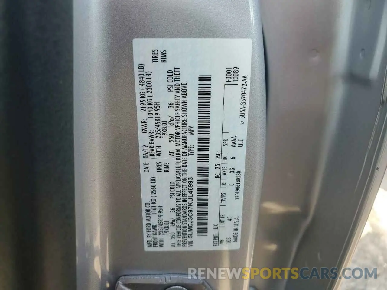 13 Photograph of a damaged car 5LMCJ3C97KUL46993 LINCOLN MKC 2019